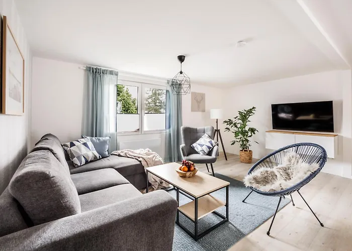 Waldgefluester 70 Qm I Ueberdachte Terrasse I 2 Schlafzimmer I Strandnah *