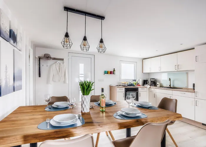 Tatil Evi Waldgefluester 70 Qm I Ueberdachte Terrasse I 2 Schlafzimmer I Strandnah *