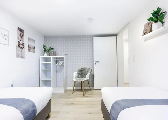 Waldgefluester 70 Qm I Ueberdachte Terrasse I 2 Schlafzimmer I Strandnah