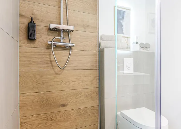 Waldgefluester 70 Qm I Ueberdachte Terrasse I 2 Schlafzimmer I Strandnah Tatil Evi Joachimsthal